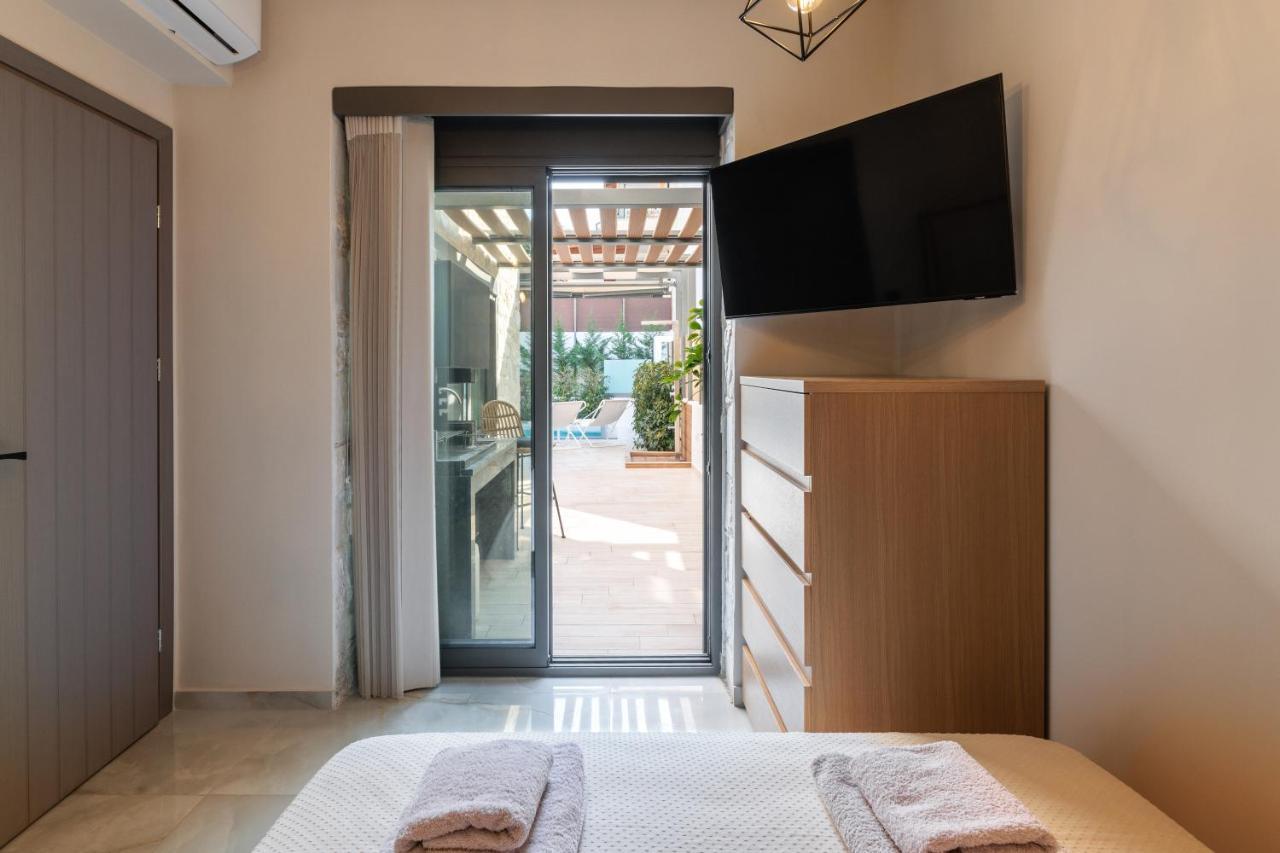 Domenica Diamond - Heated Pool * Hanioti