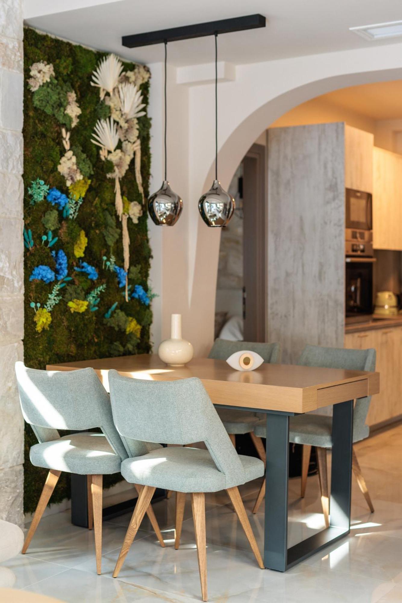 Domenica Diamond - Heated Pool Villa *