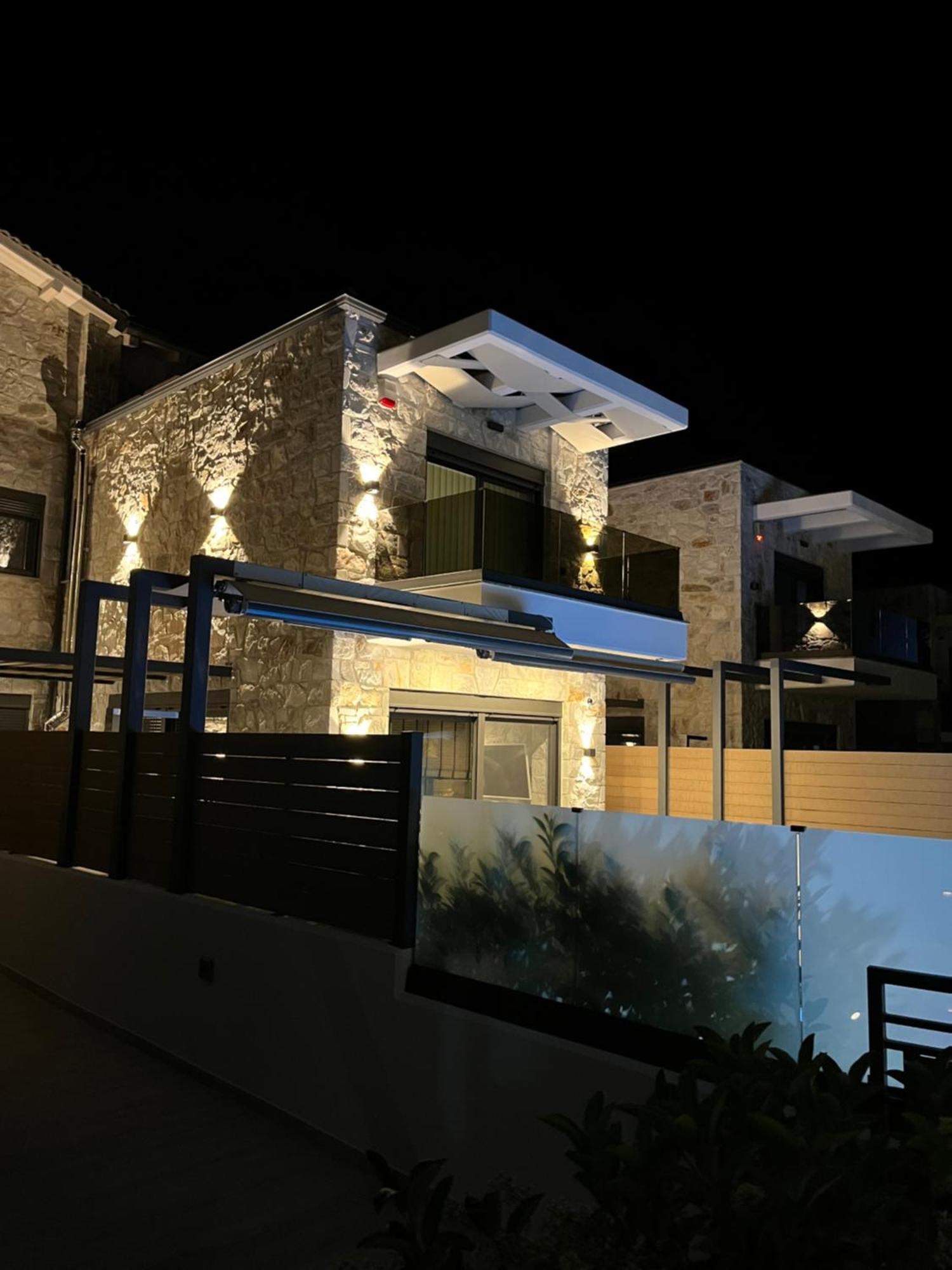 Villa Domenica Diamond - Heated Pool Hanioti